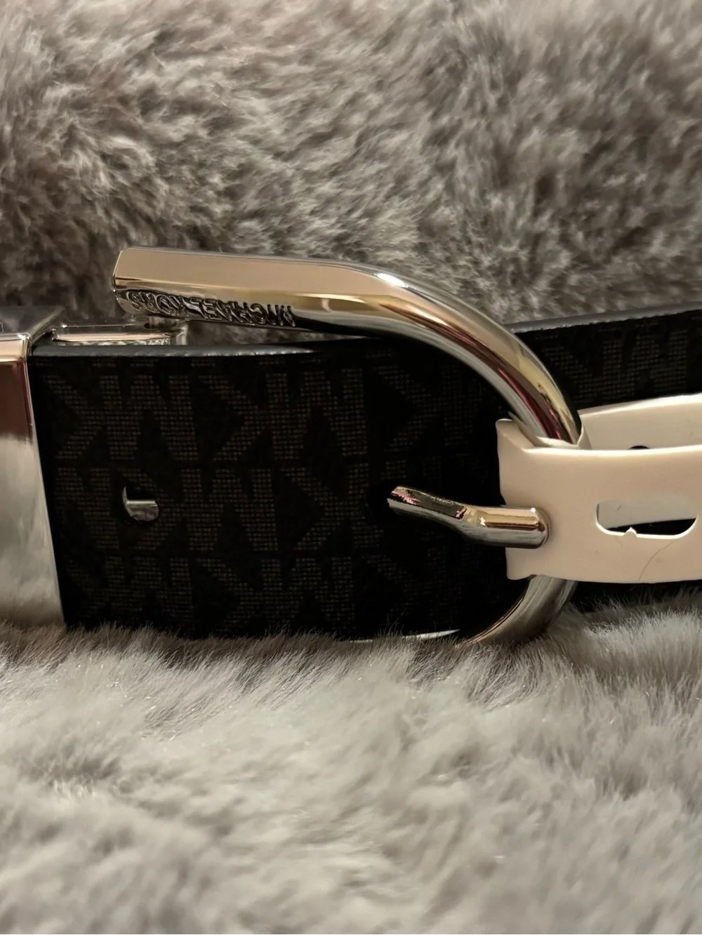 Michael Kors women’s reversible